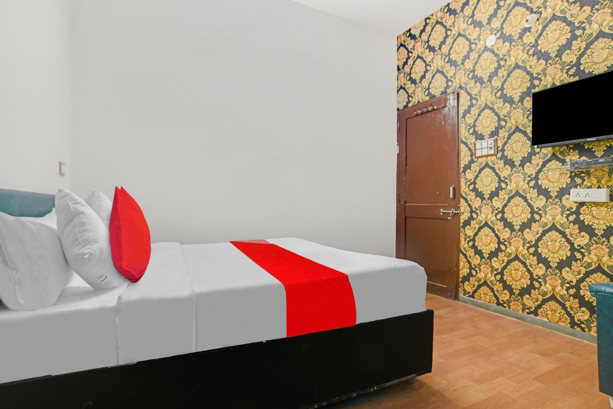 Oyo Flagship Hotel Shree United Indore Exterior photo